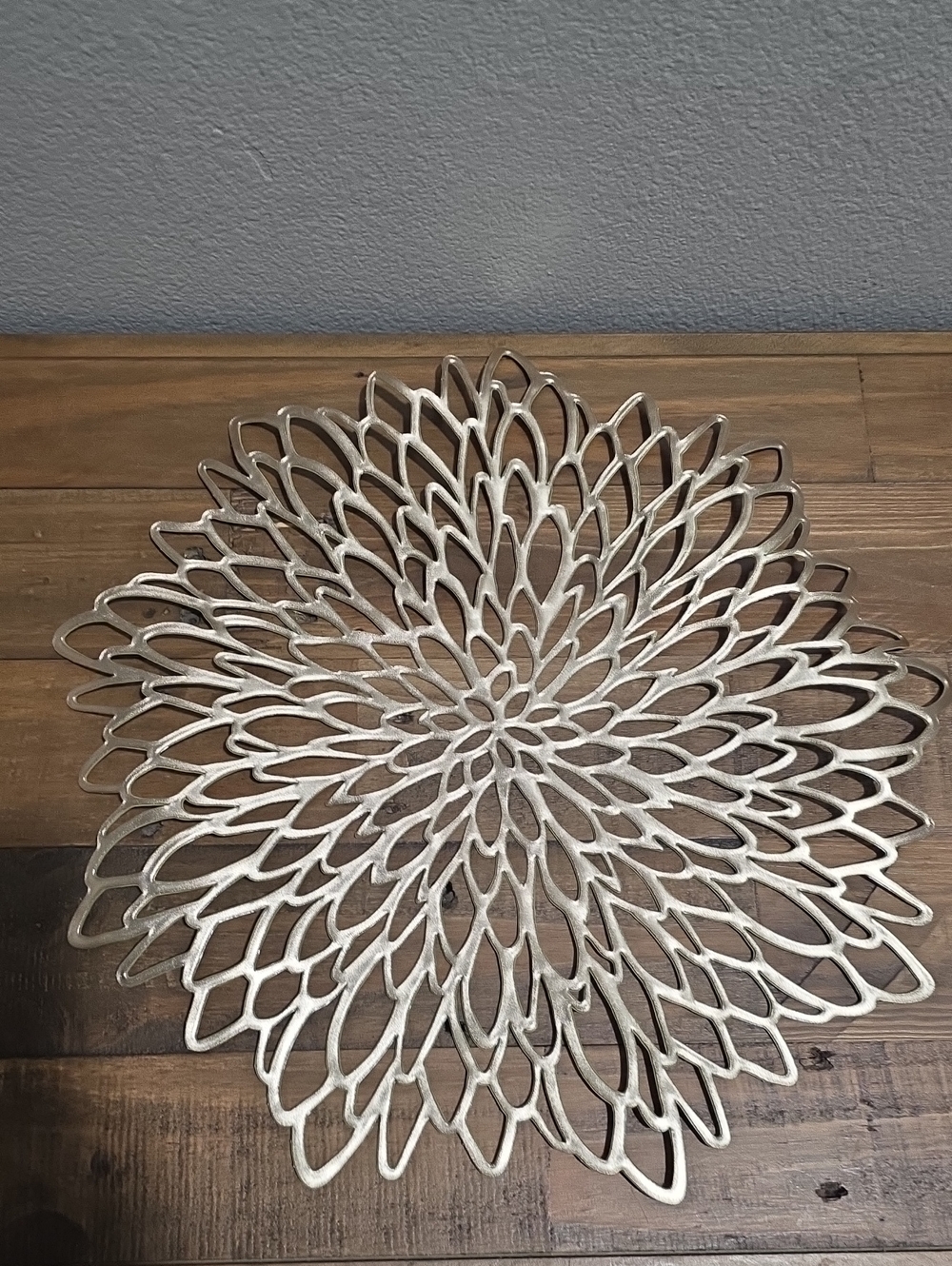 Set Of 10 Decorative Cutout Plastic Placemat - Metallic Gold